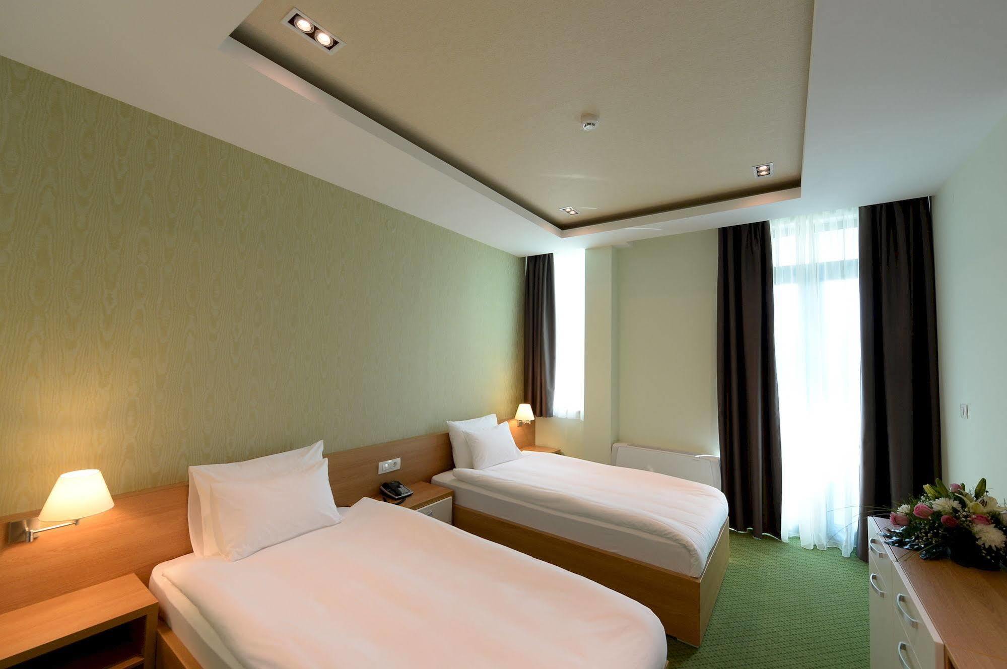 Hotel Hedonic Belgrade Exterior photo