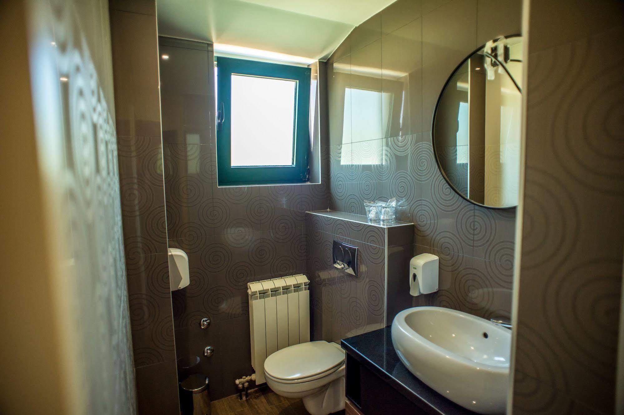 Hotel Hedonic Belgrade Exterior photo